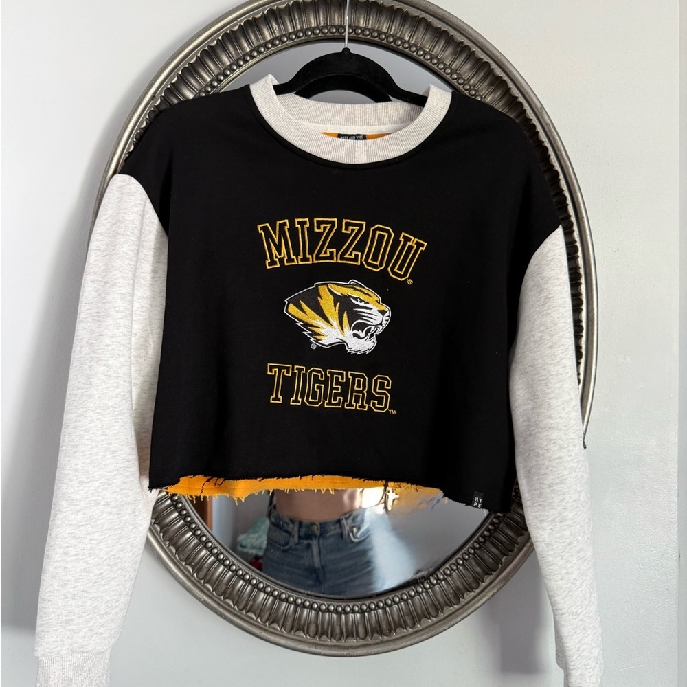 Mizzou Women's Black and Gray Crew‎ Neck Sweater
